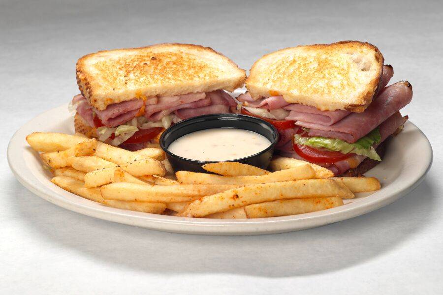 Minskys Pizza | restaurant | 10540 S Ridgeview Rd, Olathe, KS 66061, USA | 9132618080 OR +1 913-261-8080