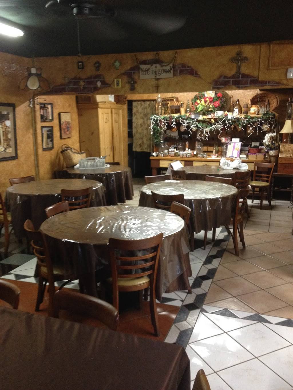 Mother Teresas Fine Italian Foods | restaurant | 700 W Plantation Dr, Clute, TX 77531, USA | 9792657429 OR +1 979-265-7429