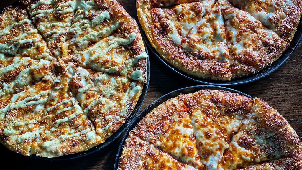 Vics Pizza | restaurant | 8340 Glynoaks Dr. #100, Lincoln, NE 68516, USA | 5315005402 OR +1 531-500-5402