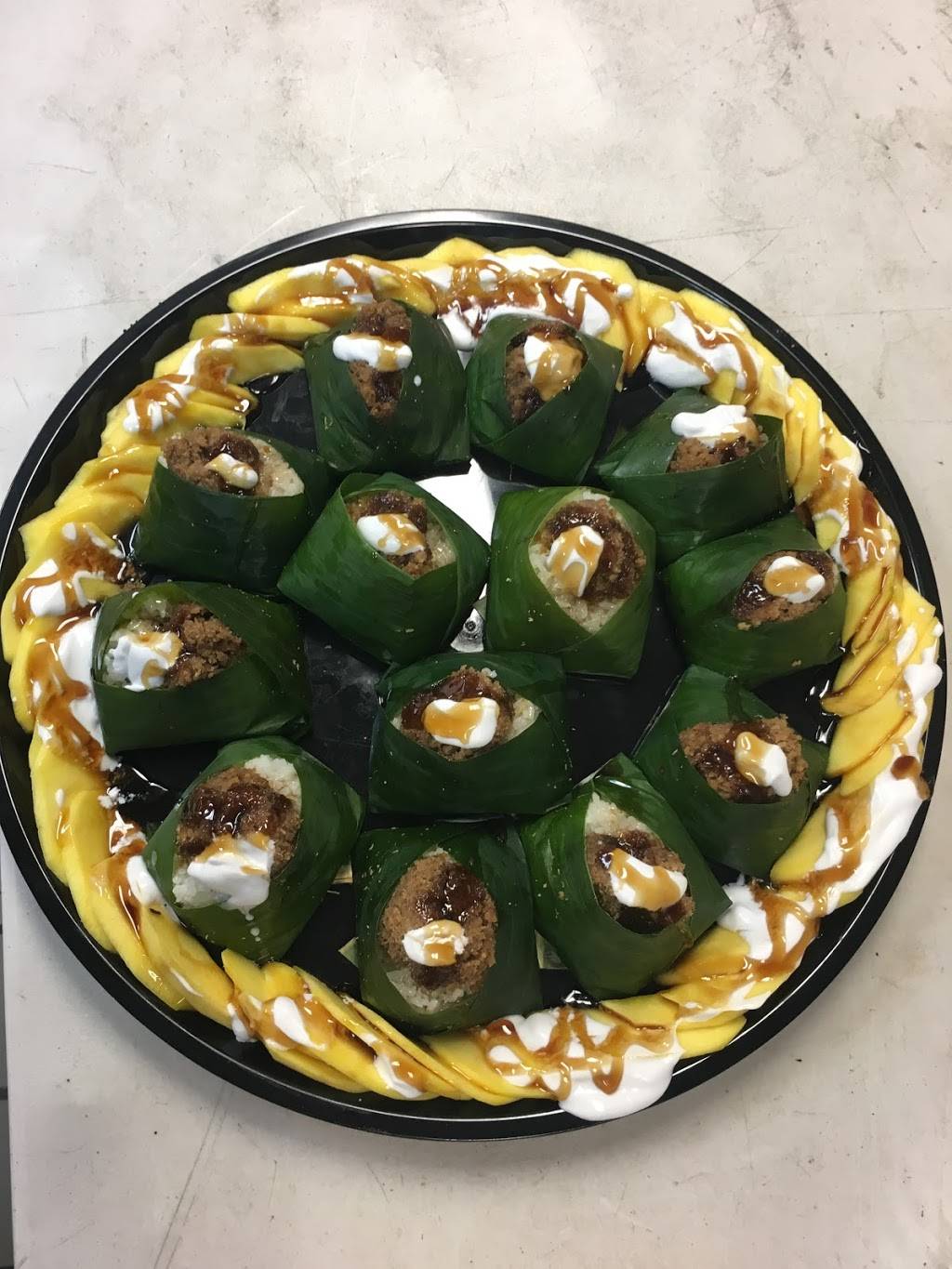 Banana Leaves Asian Restaurant | restaurant | 2020 Florida Ave NW, Washington, DC 20009, USA | 2029861333 OR +1 202-986-1333