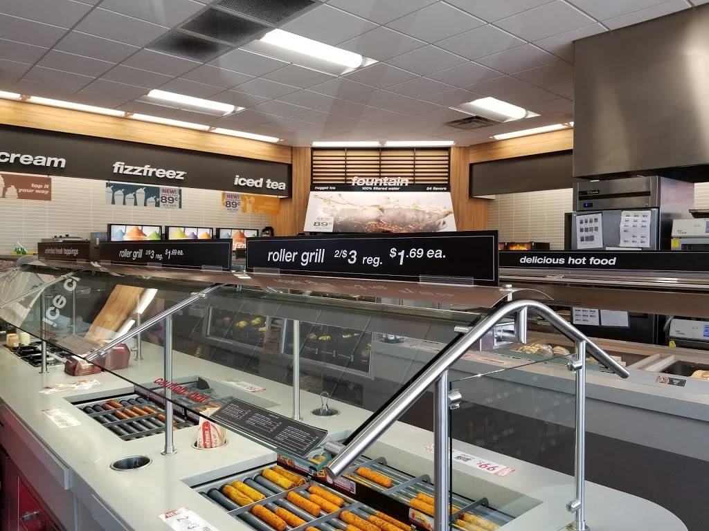 Thorntons | bakery | 100 W Broadway, Louisville, KY 40202, USA | 5025845355 OR +1 502-584-5355