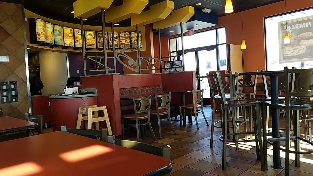 Taco Bell | meal takeaway | 2935 Hancock Expy, Colorado Springs, CO 80916, USA | 7193902802 OR +1 719-390-2802