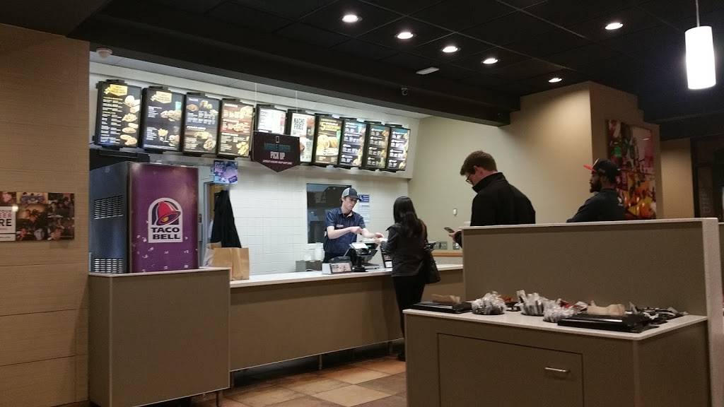 Subway | meal takeaway | 1137, 10 N H St Suite C Space D, Lompoc, CA 93436, USA | 8057356388 OR +1 805-735-6388