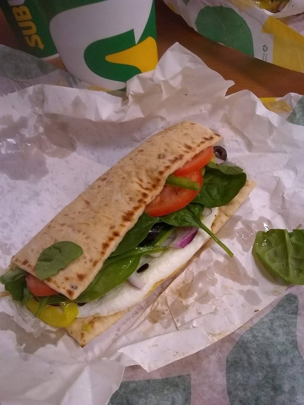 Subway Restaurants | restaurant | 8000 Coit Road, Corners Suite 1000, Plano, TX 75025, USA | 9722945202 OR +1 972-294-5202