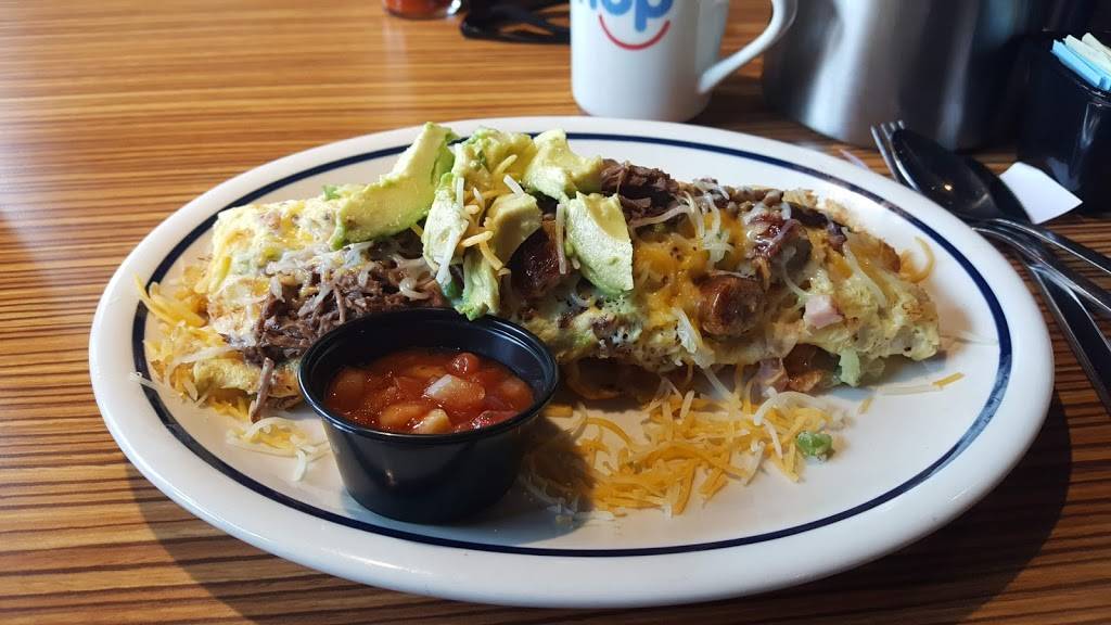 IHOP | restaurant | 1290 Arsenal St, Watertown, NY 13601, USA | 3156814081 OR +1 315-681-4081