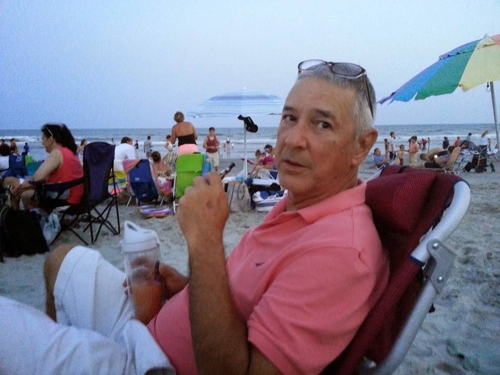 Harolds On the Ocean | restaurant | 100 Main St, North Myrtle Beach, SC 29582, USA | 8432491047 OR +1 843-249-1047