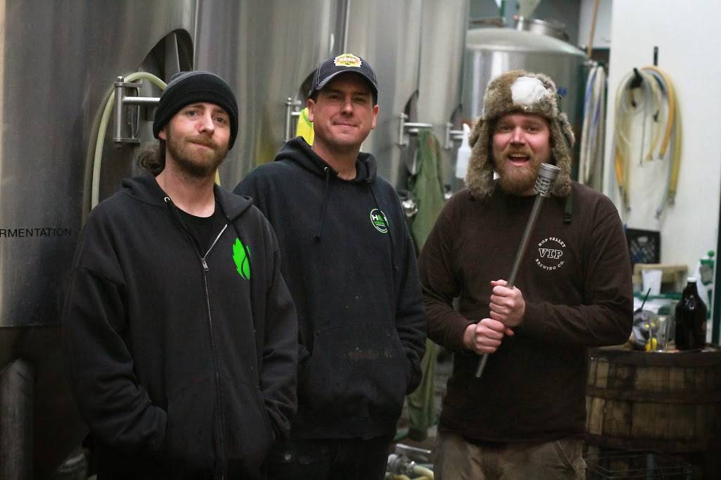 Hop Valley Brewing Company | restaurant | 980 Kruse Way, Springfield, OR 97477, USA | 5417443330 OR +1 541-744-3330