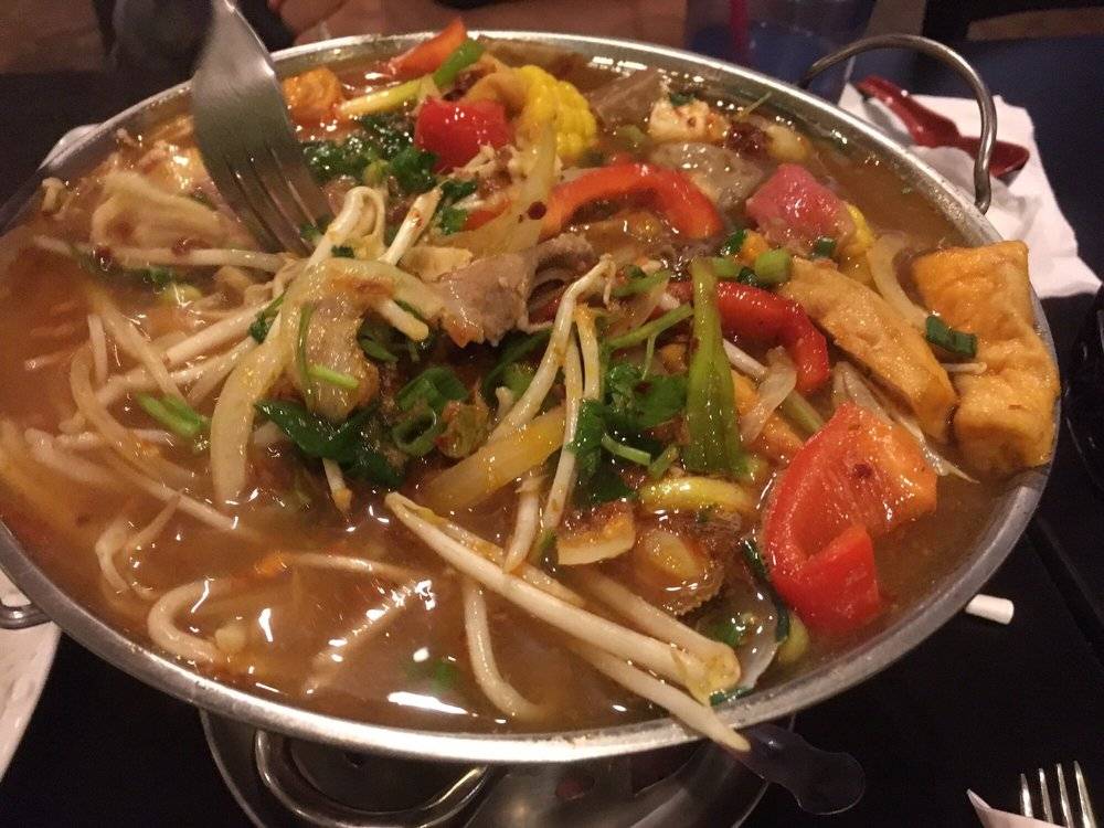 iPho | restaurant | 1400 Standiford Ave #7, Modesto, CA 95350, USA | 2095291423 OR +1 209-529-1423