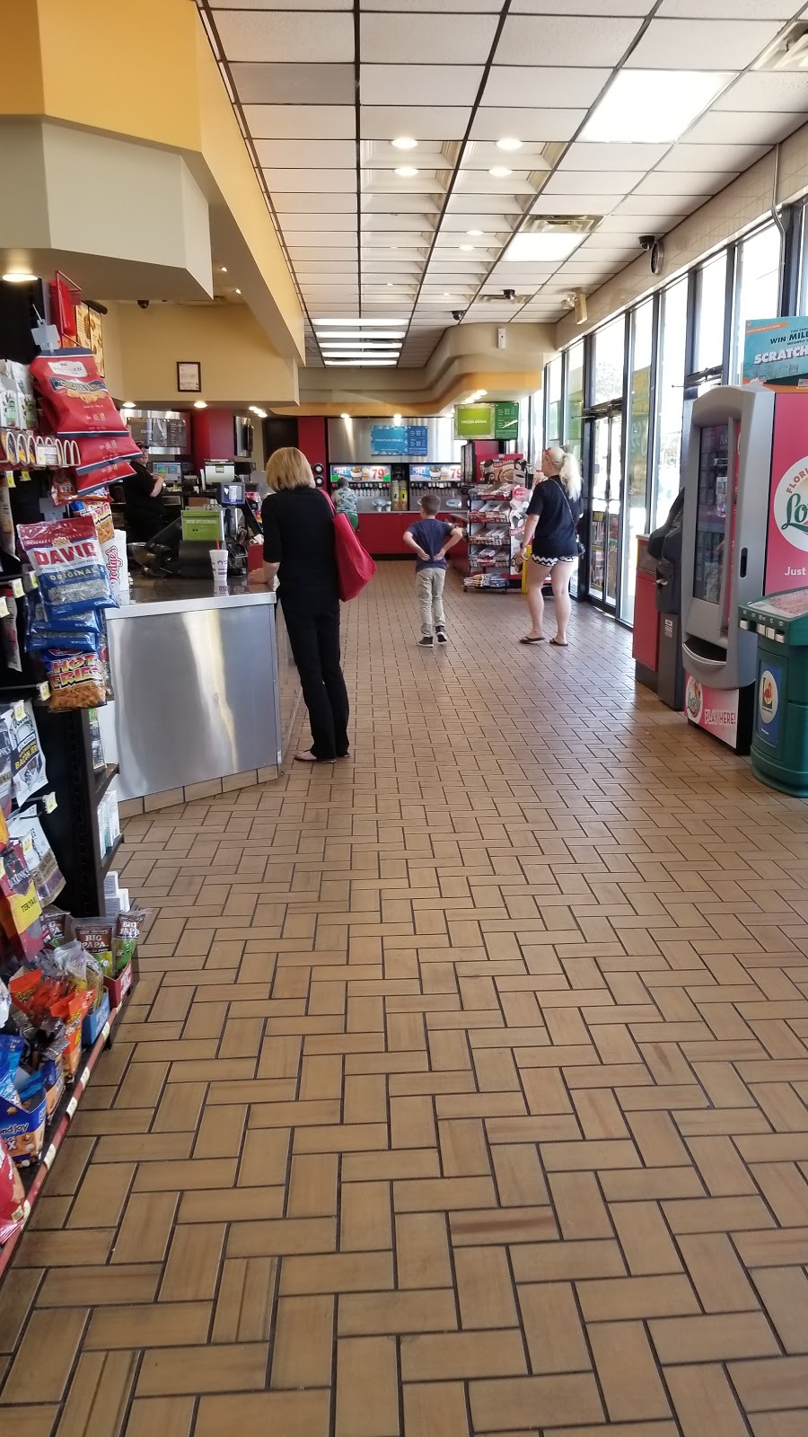 Dodges | restaurant | 1710 E 9 Mile Rd, Pensacola, FL 32514, USA | 8505057773 OR +1 850-505-7773