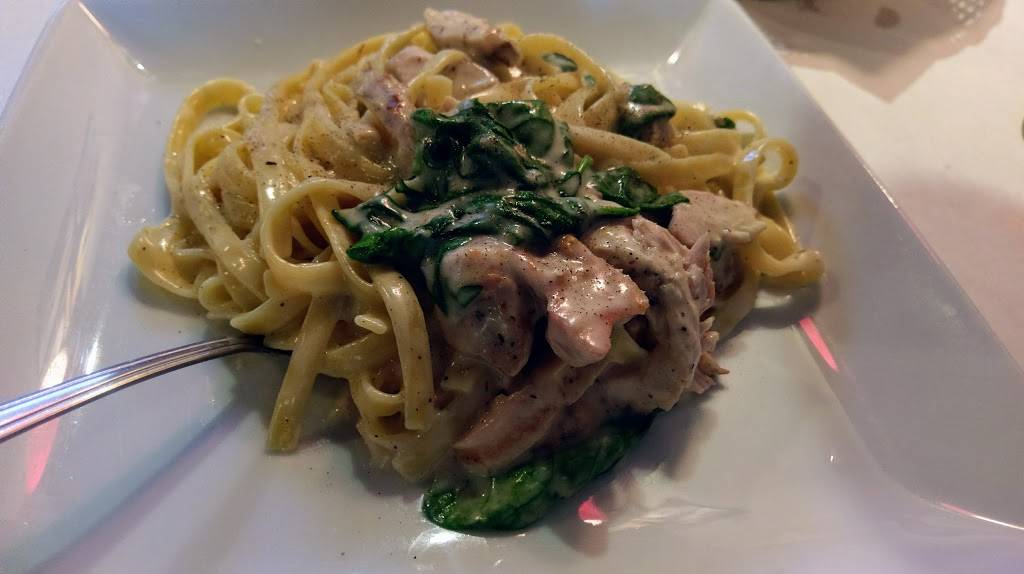 Bugsys Italian Cuisine | restaurant | 7936 Hills and Dales Rd NW, Massillon, OH 44646, USA | 3308800881 OR +1 330-880-0881