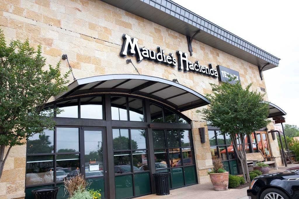 Maudies Hacienda | restaurant | 9911 Brodie Ln #900, Austin, TX 78748, USA | 5122808700 OR +1 512-280-8700