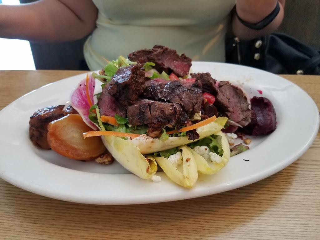 LouRedas An American Table | restaurant | 3646 Sunset Ave #122, Rocky Mount, NC 27804, USA | 2524435188 OR +1 252-443-5188