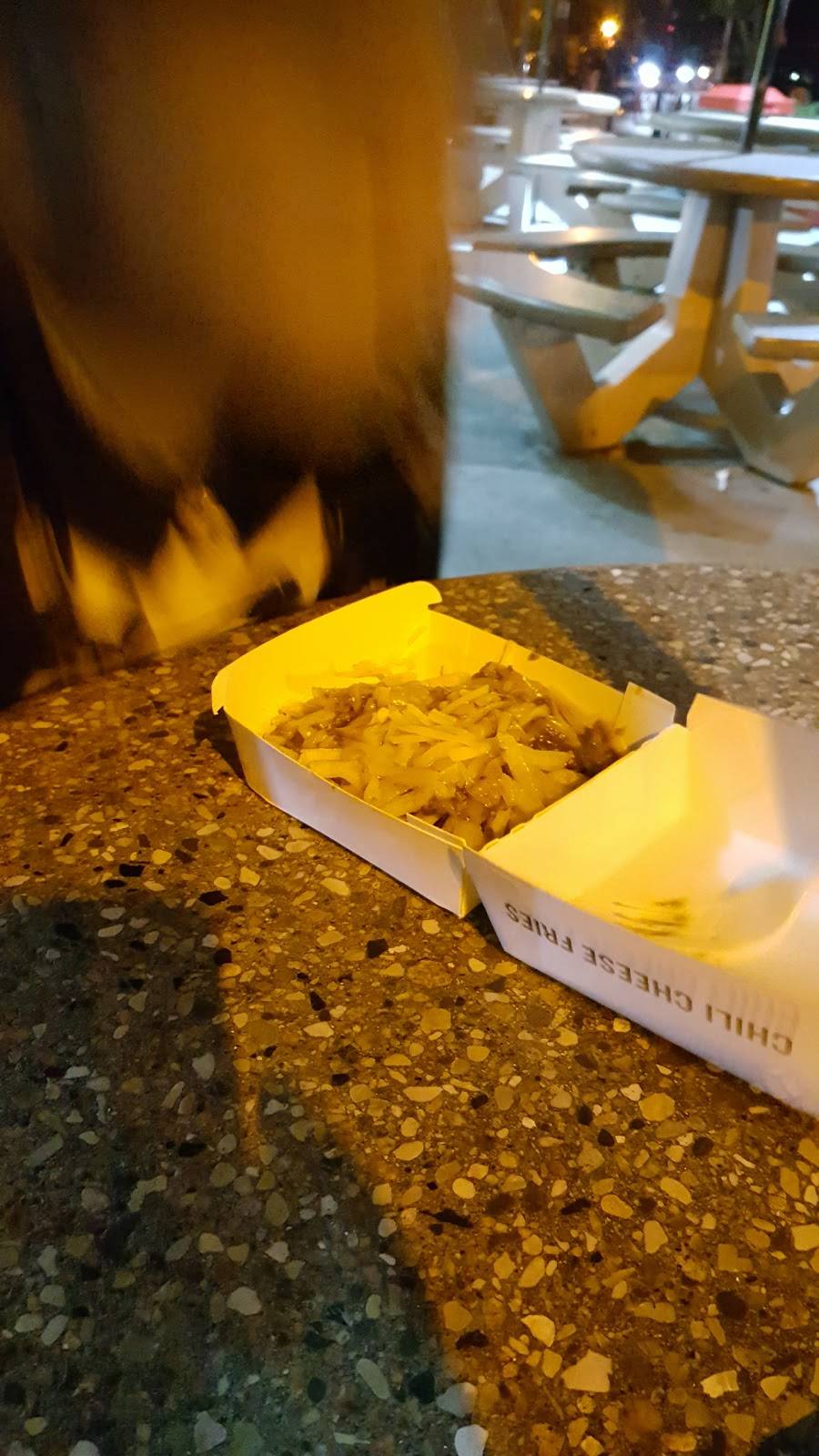 Wienerschnitzel | restaurant | 702 N 4th St, San Jose, CA 95112, USA | 4089989837 OR +1 408-998-9837