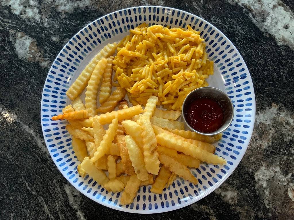 La Pupusera: Salvadorian & Mexican Restaurant | restaurant | 665 Collins St, Joliet, IL 60432, USA | 7792062133 OR +1 779-206-2133