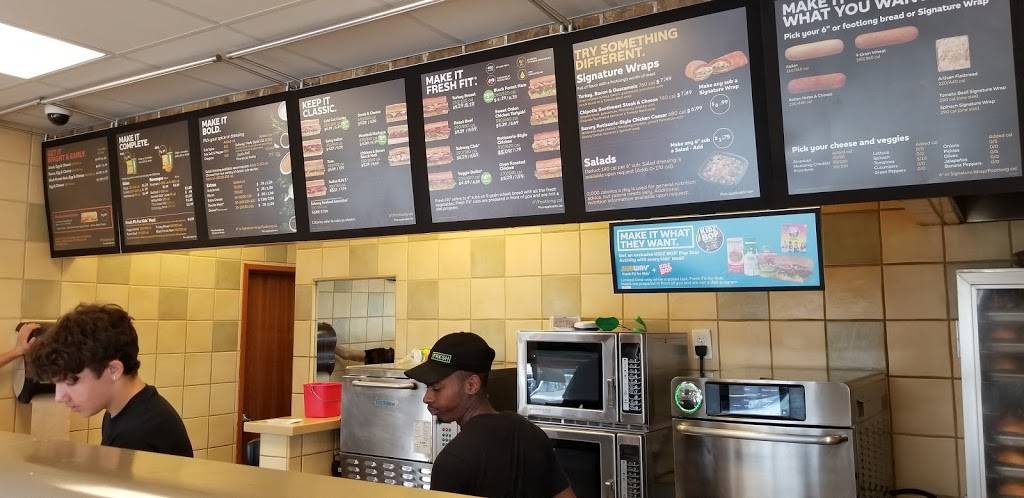 Subway | restaurant | 10453 WI-27, Hayward, WI 54843, USA | 7156344003 OR +1 715-634-4003