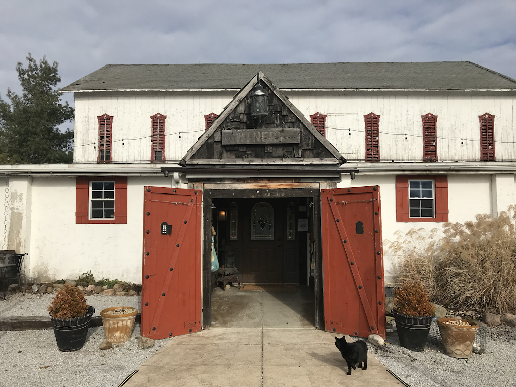 The Winery at Perennial Vineyards | restaurant | 11877 Poorman St SW, Navarre, OH 44662, USA | 3308323677 OR +1 330-832-3677