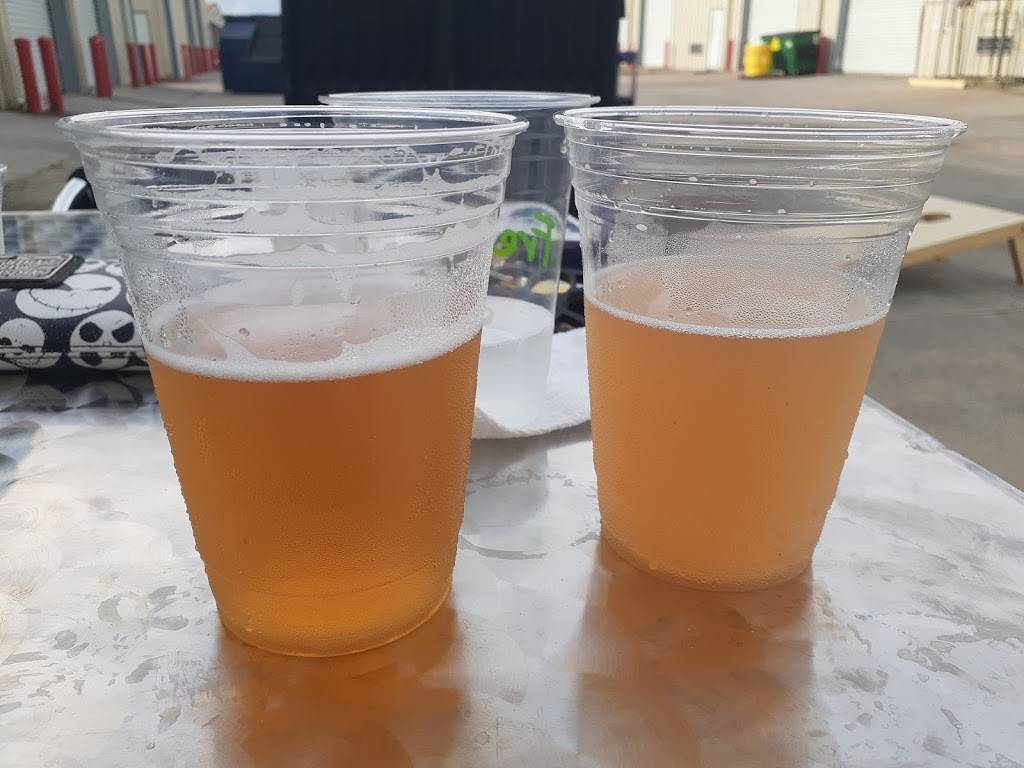 6 Wards Brewing Company | restaurant | 1825 Dickinson Ave Suite B, Dickinson, TX 77539, USA | 7133203268 OR +1 713-320-3268