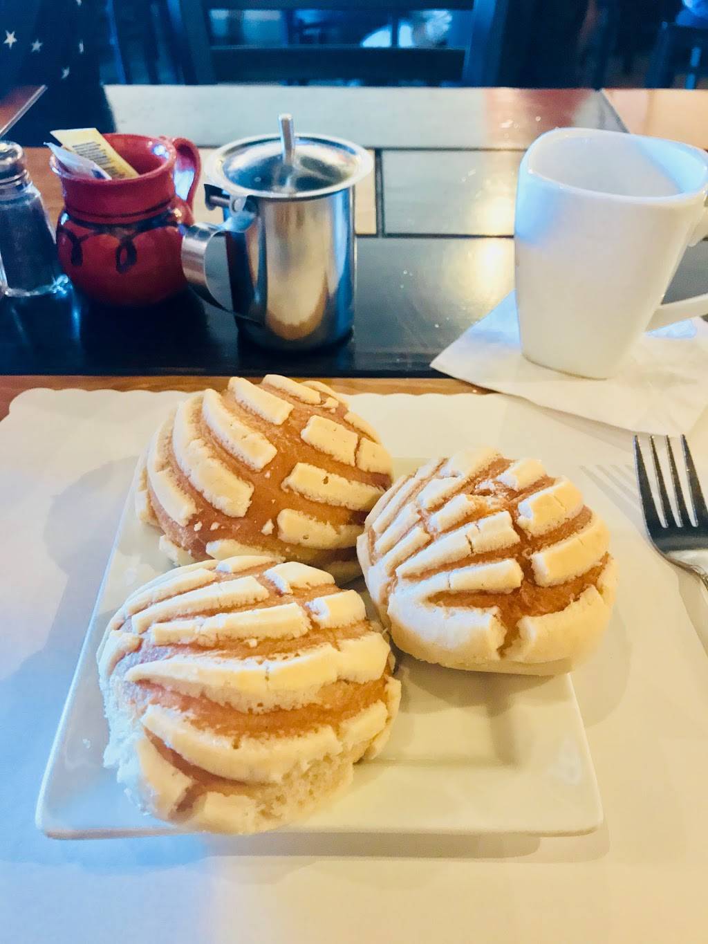 Los Chilaquiles Plaza Real | restaurant | Río Tijuana 3a. Etapa, Rio Tijuana 3ra Etapa, 22226 Tijuana, B.C., Mexico | 016646251713 OR +52 664 625 1713