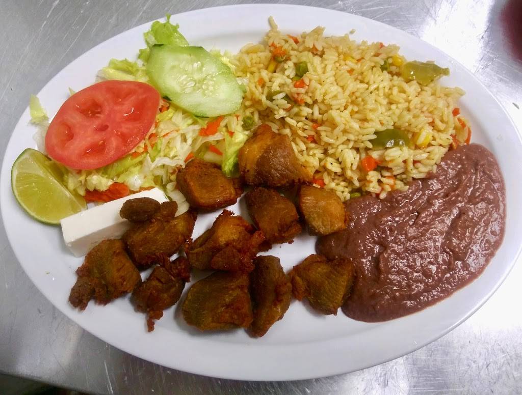 Flores Pupuseria | restaurant | 4125 E Belknap St #123, Haltom City, TX 76111, USA | 6823859499 OR +1 682-385-9499