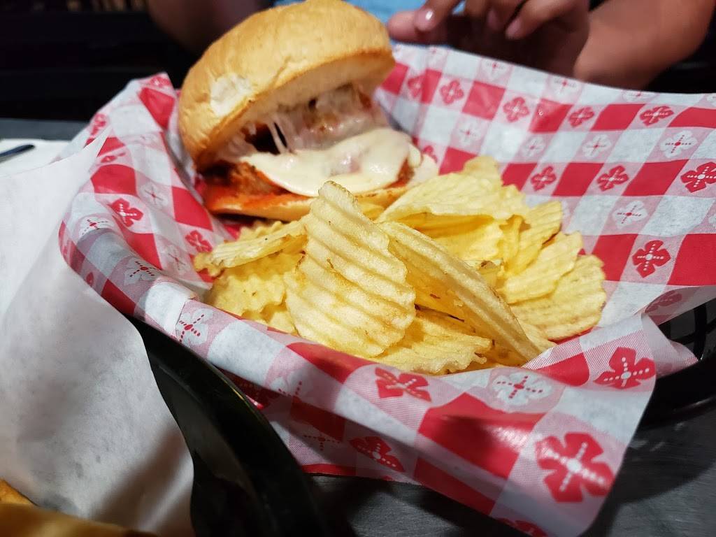 Family Pizza & Pub | meal takeaway | 200 E Pleasant Valley Blvd, Altoona, PA 16602, USA | 8149465363 OR +1 814-946-5363