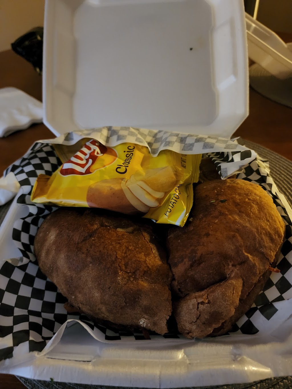 Veros Place | restaurant | 3206 N Main St, Roswell, NM 88201, USA | 5755002849 OR +1 575-500-2849