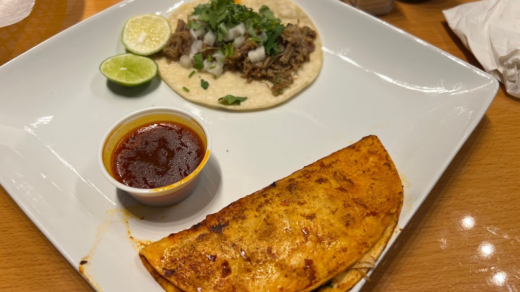 Loco Lupes | restaurant | 2370 Jack Warner Pkwy #101, Tuscaloosa, AL 35401, USA | 2054098366 OR +1 205-409-8366