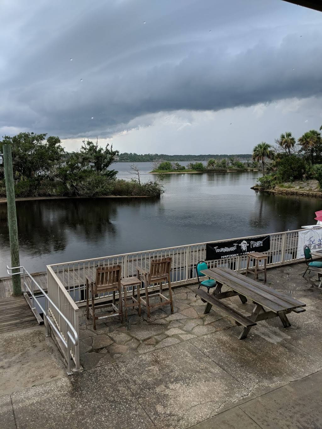 Tomoka Outpost | night club | 2099 N Beach St, Ormond Beach, FL 32174, USA | 3866730022 OR +1 386-673-0022