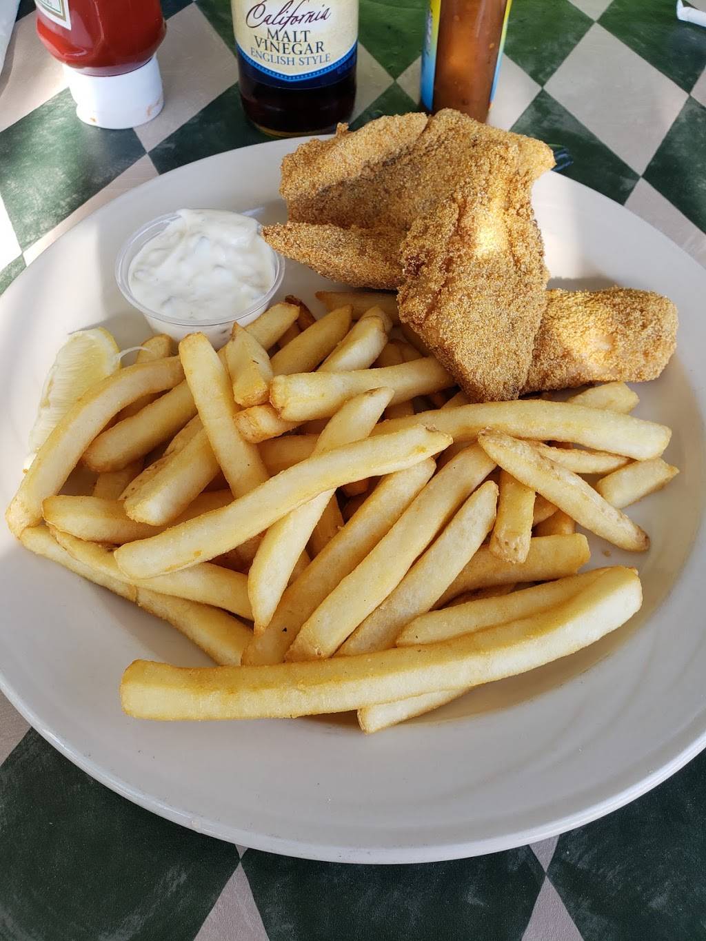 Fishwife Seafood Cafe | restaurant | 789 Trinity Ave, Seaside, CA 93955, USA | 8313942027 OR +1 831-394-2027