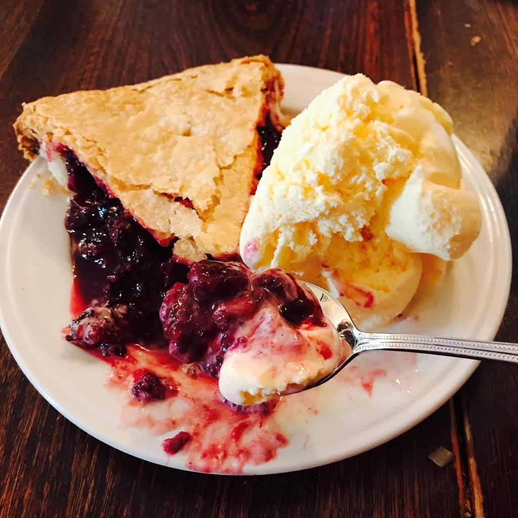 Duartes Tavern | restaurant | 202 Stage Rd, Pescadero, CA 94060, USA | 6508790464 OR +1 650-879-0464