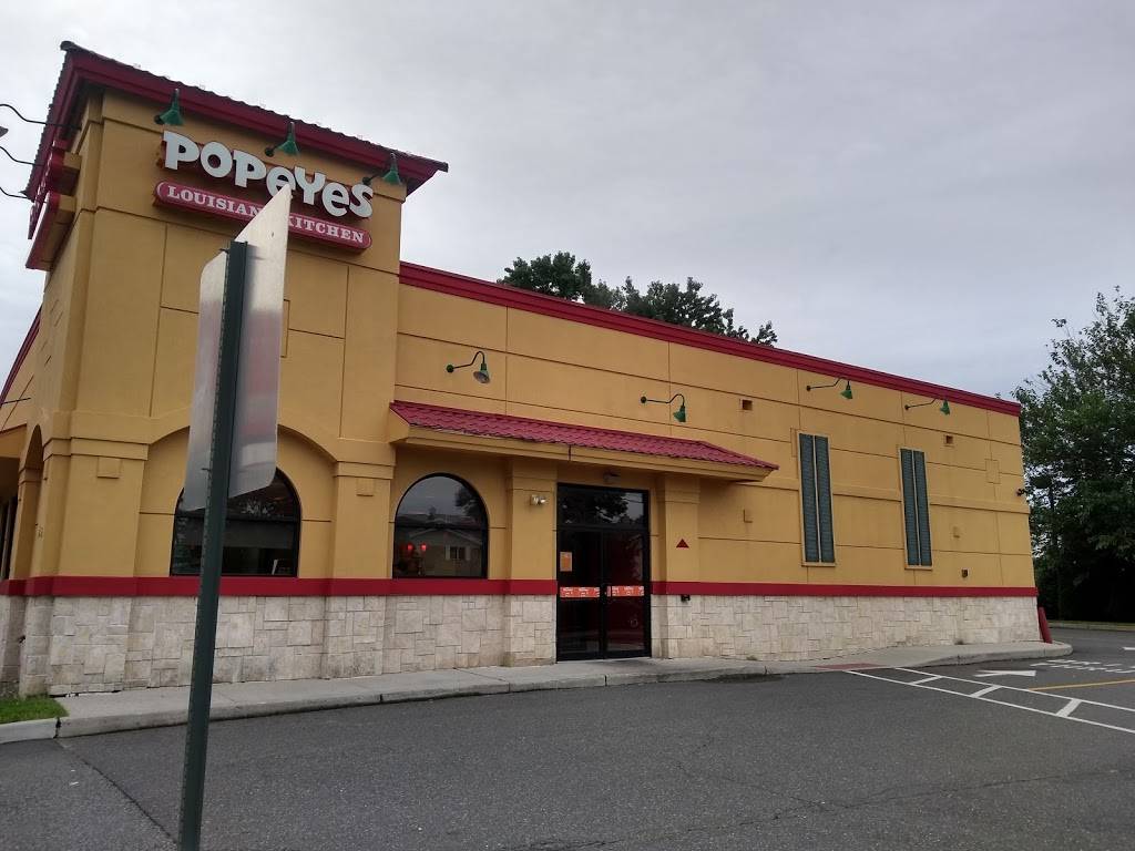 Popeyes Louisiana Kitchen | restaurant | 146 US-46, Little Ferry, NJ 07643, USA | 2014403003 OR +1 201-440-3003