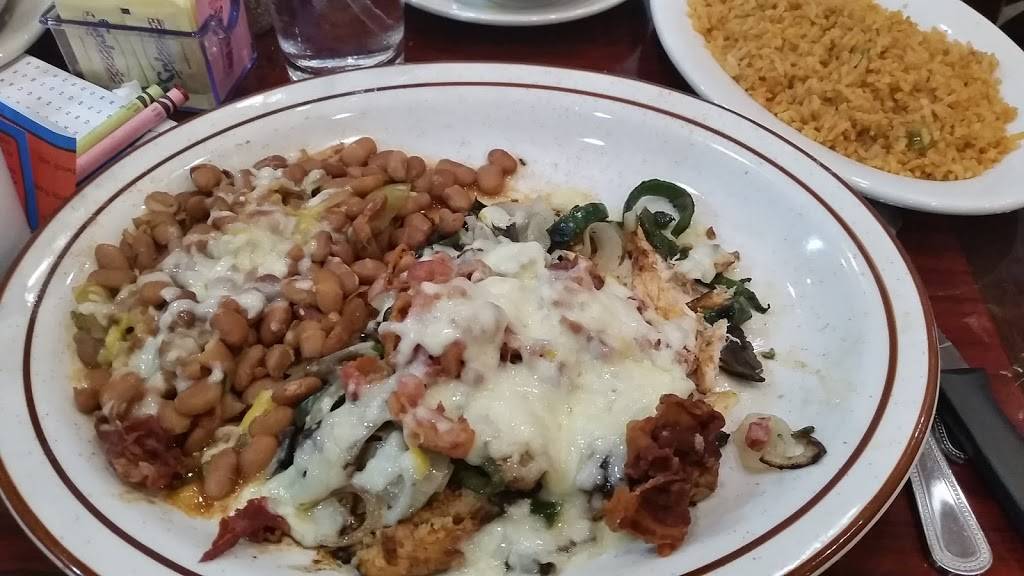 Hacienda Real Mexican Grill & Cantina | restaurant | 11605 S Fry Rd #101, Fulshear, TX 77441, USA | 3467078196 OR +1 346-707-8196