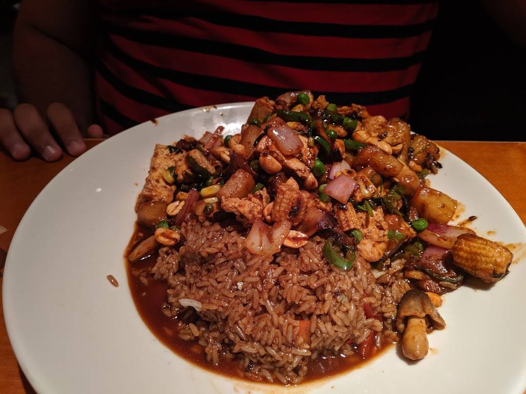 Big Bowl | restaurant | 1595 MN-36 SPACE 685, Roseville, MN 55113, USA | 6516367173 OR +1 651-636-7173