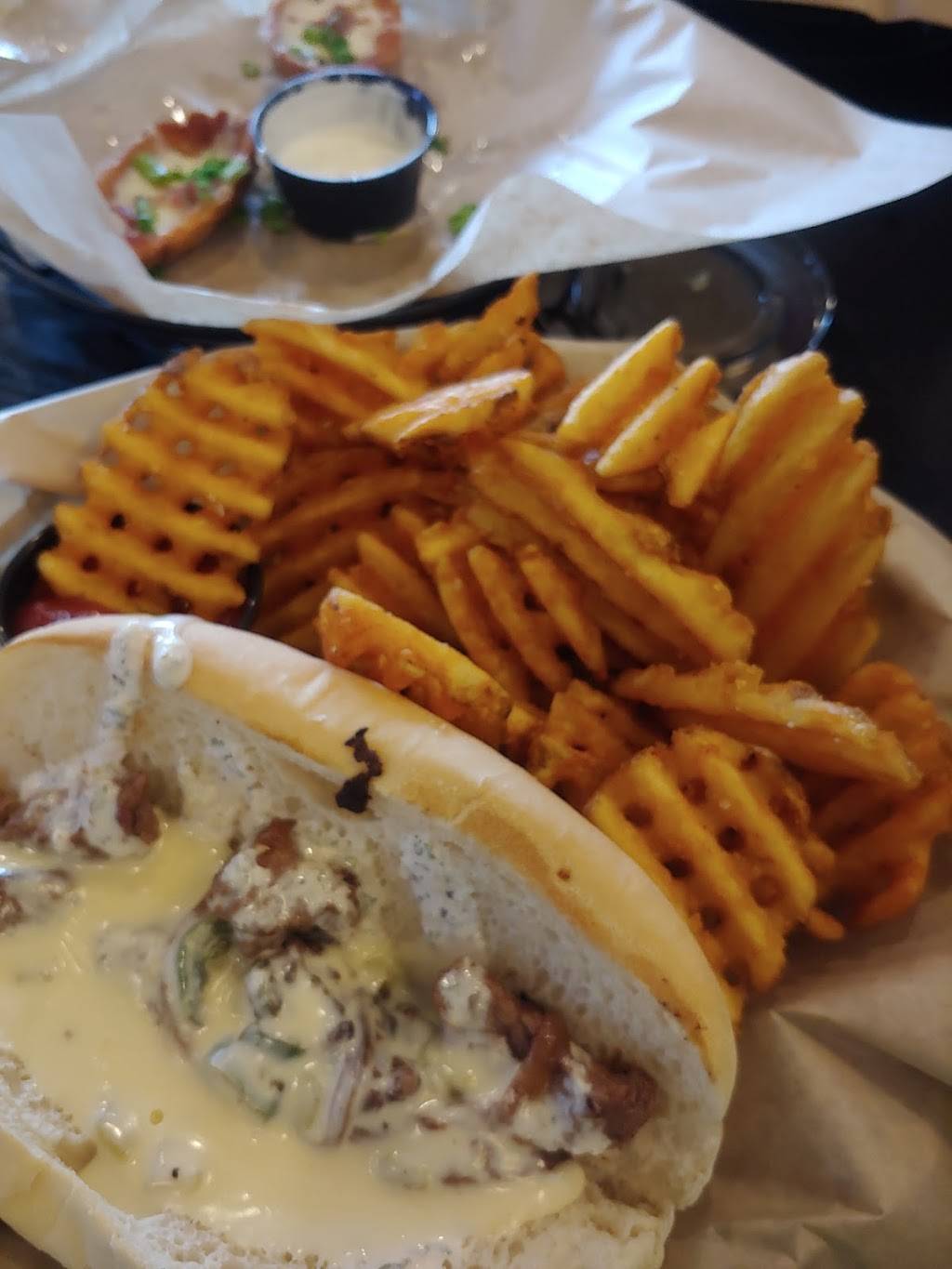 Jay Dee’z Sports Grill | restaurant | 2001 TX-71, La Grange, TX 78945, USA | 9792062066 OR +1 979-206-2066