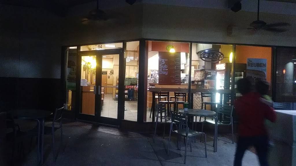 Subway | restaurant | 120 International Parkway Suite 114 Heathrow Square Shopping Ctr, Lake Mary, FL 32746, USA | 4073337778 OR +1 407-333-7778