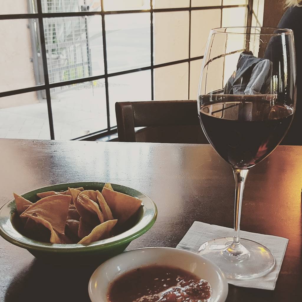 La Placita Cafe | restaurant | 2950 N Swan Rd, Tucson, AZ 85712, USA | 5208811150 OR +1 520-881-1150