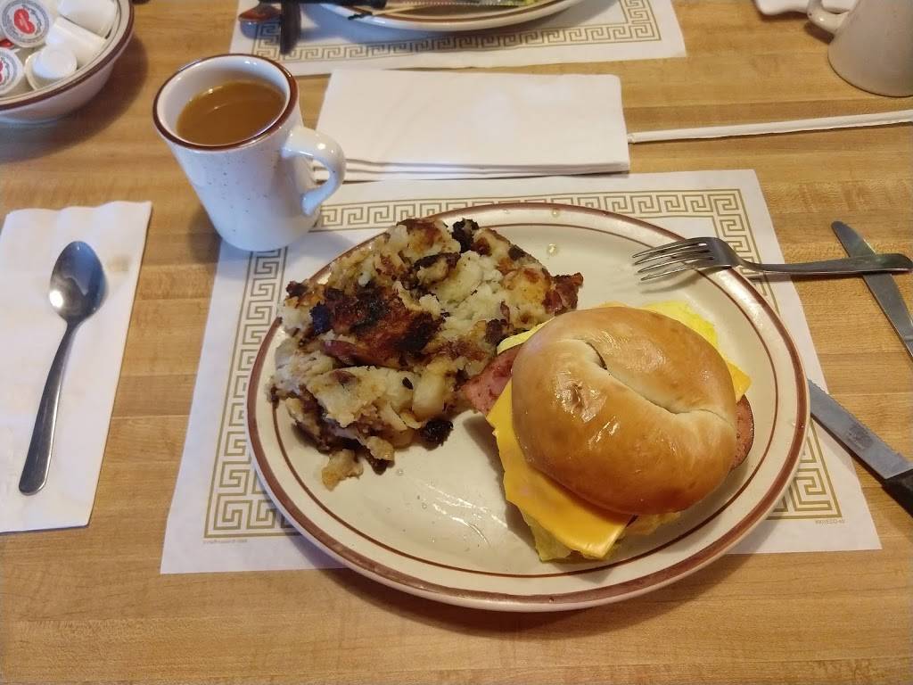 THE GARDEN FAMILY RESTAURANT | restaurant | 14957 Snow Rd, Brook Park, OH 44142, USA | 2162675573 OR +1 216-267-5573