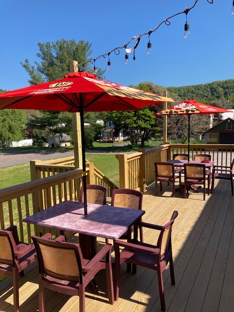 Friendsville Public House | restaurant | 246 Maple St, Friendsville, MD 21531, USA | 3017464100 OR +1 301-746-4100
