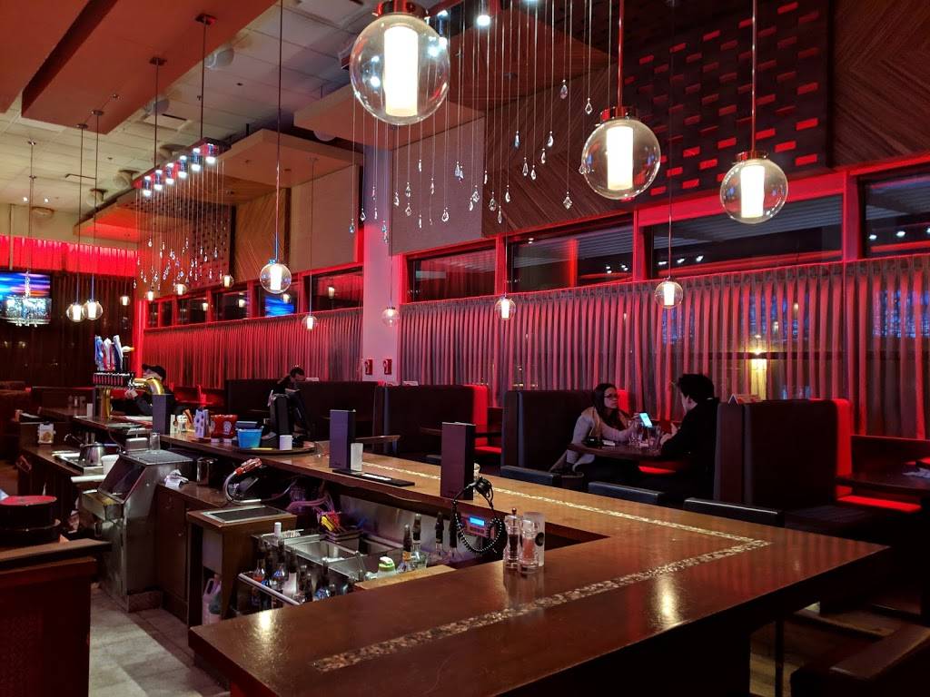 Rôtisserie St-Hubert | restaurant | 2905 Boulevard Laurier, Sainte-Foy, QC G1V 2M2, Canada | 4186501234 OR +1 418-650-1234