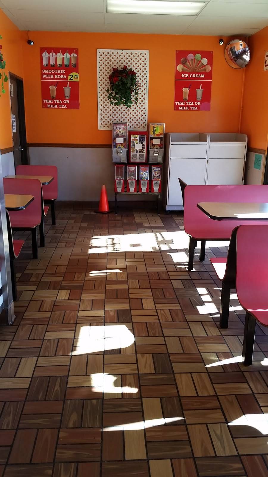 China Express | restaurant | 475 W Holt Ave, Pomona, CA 91768, USA | 9096297926 OR +1 909-629-7926