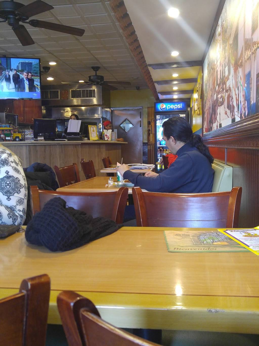 Mr. Pollo #2 | restaurant | 12-27A 150th St, Whitestone, NY 11357, USA | 7183574444 OR +1 718-357-4444