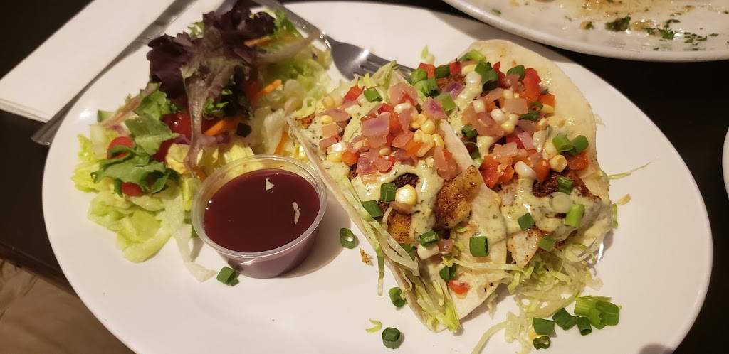 Wicked Good Bar & Grill | restaurant | 100 Twin River Rd, Lincoln, RI 02865, USA | 4014758600 OR +1 401-475-8600