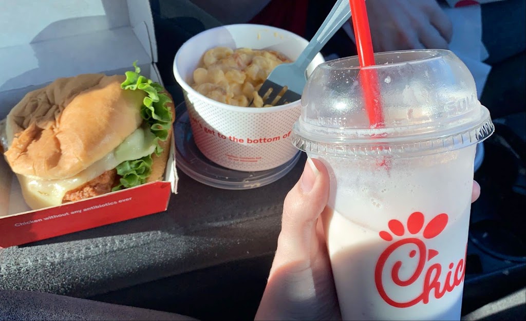 Chick-fil-A | restaurant | 1535 US-50, Pueblo, CO 81008, USA | 7194243838 OR +1 719-424-3838