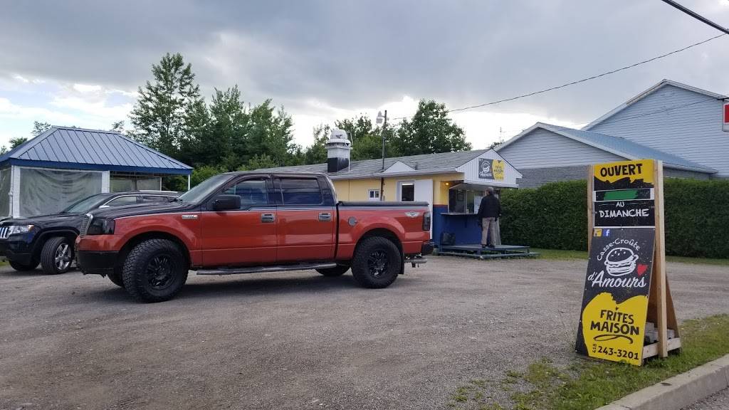 Casse-Croute DAmours | restaurant | 429 Boul St-Pierre, Saint-Raphaël, QC G0R 4C0, Canada | 4182433201 OR +1 418-243-3201