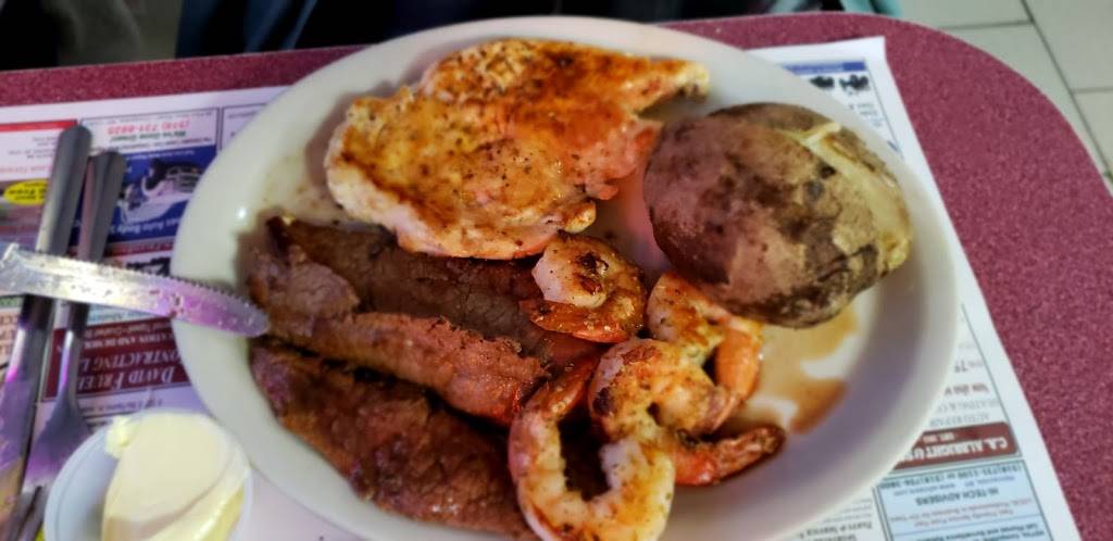 Marcos | restaurant | 2510 Rte 9W, Ravena, NY 12143, USA | 5187567666 OR +1 518-756-7666