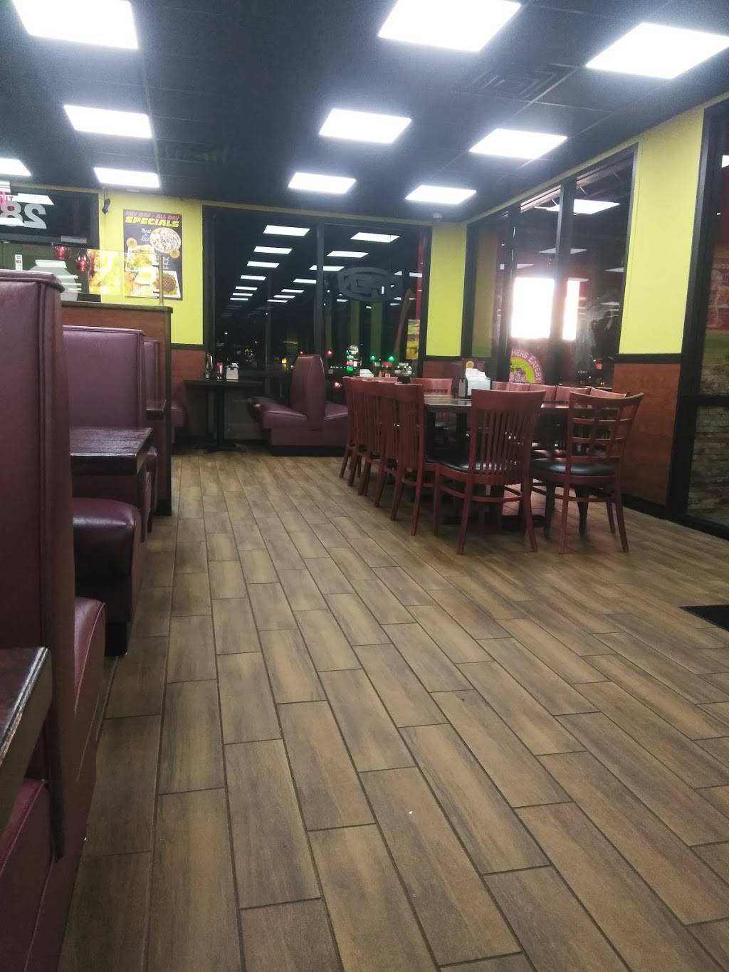 Four Brothers Eatery | restaurant | 2810 E Busch Blvd, Tampa, FL 33612, USA | 8136096529 OR +1 813-609-6529