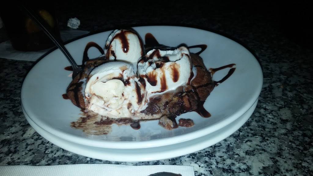 Gallaghers Sports Grill | restaurant | 34406 N Black Mountain Pkwy, Cave Creek, AZ 85331, USA | 4805958800 OR +1 480-595-8800