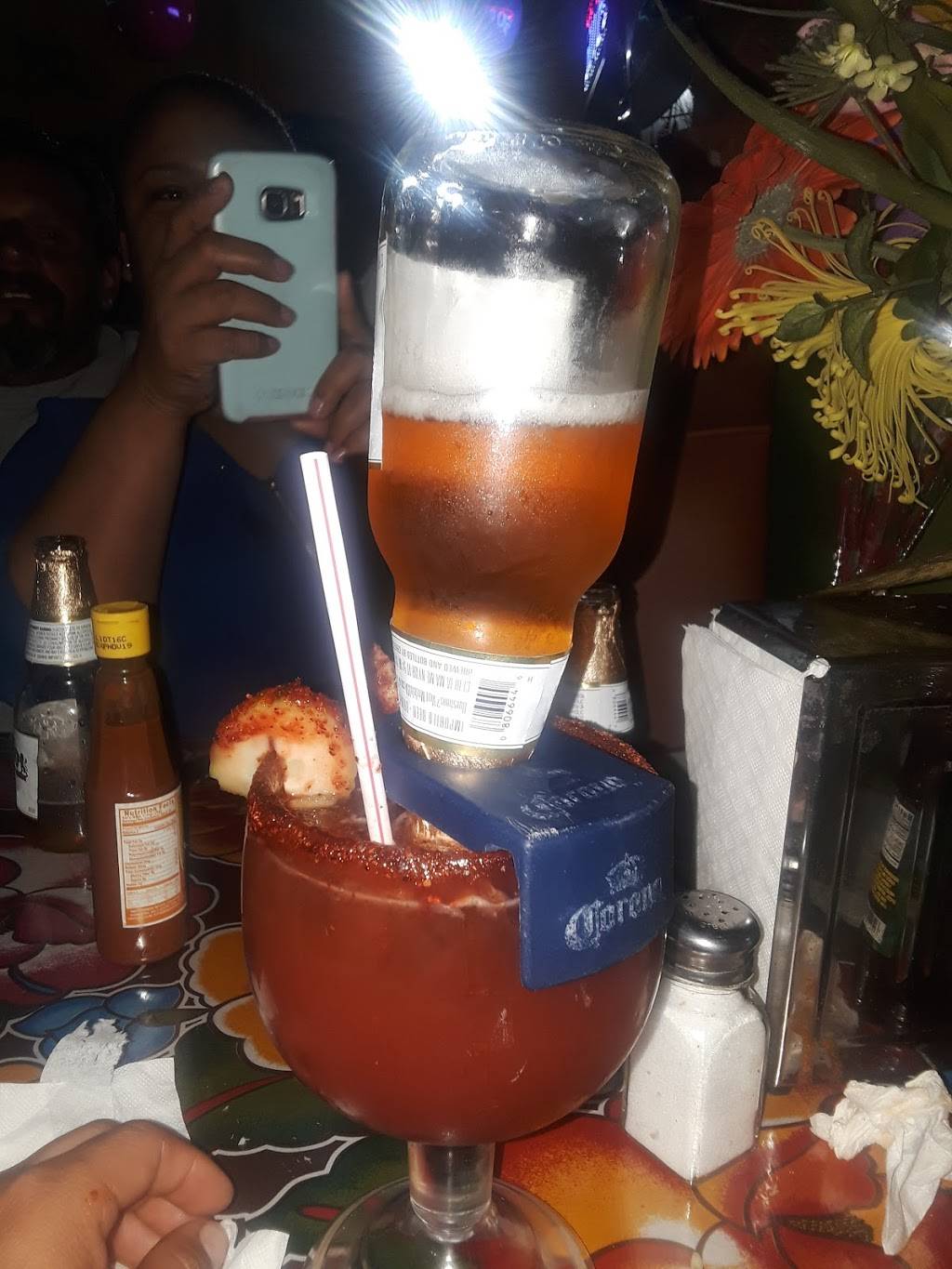 Mariscos La Doña | restaurant | 2201 San Pedro St, Los Angeles, CA 90011, USA | 3236367086 OR +1 323-636-7086