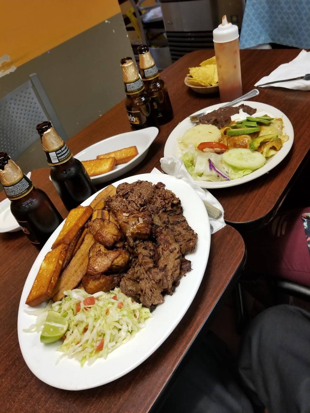 Las Isletas Restaurant | restaurant | 4508 3rd St, San Francisco, CA 94124, USA | 4156434436 OR +1 415-643-4436