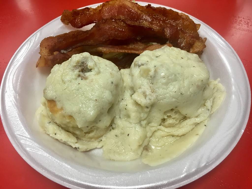 Freudenbergs Mini Mart | restaurant | 10922 IN-57, Elberfeld, IN 47613, USA | 8129833200 OR +1 812-983-3200