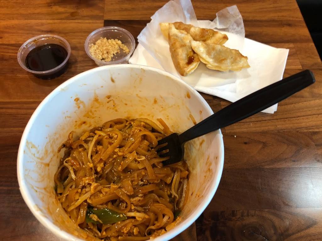 Thai Chili 2 Go | restaurant | 16203 N Scottsdale Rd #105, Scottsdale, AZ 85254, USA | 4806539158 OR +1 480-653-9158